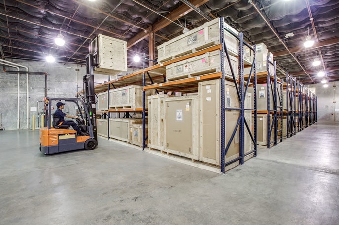 warehousing for showrooms